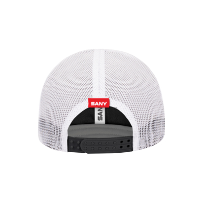 Sports hat with gray front and white back, with red circle on the front-middle written “SANY” in white.